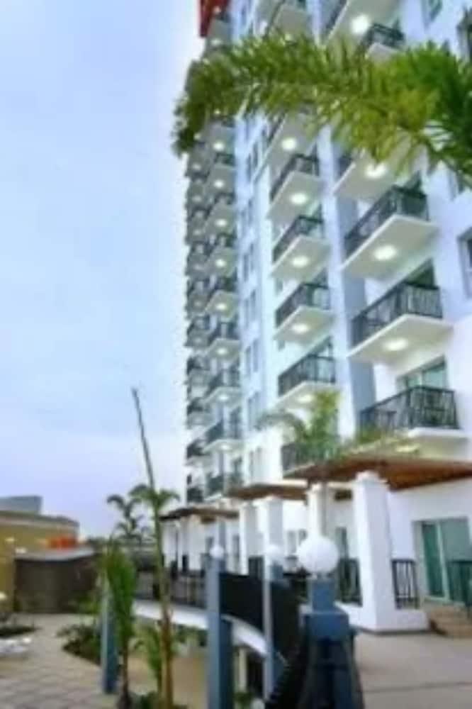Marbella Suites Bandung Cimenyan 外观 照片