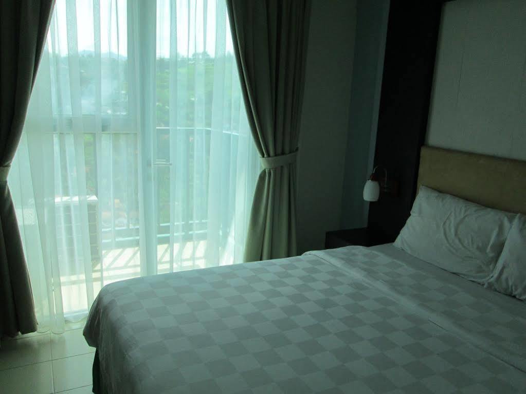 Marbella Suites Bandung Cimenyan 外观 照片
