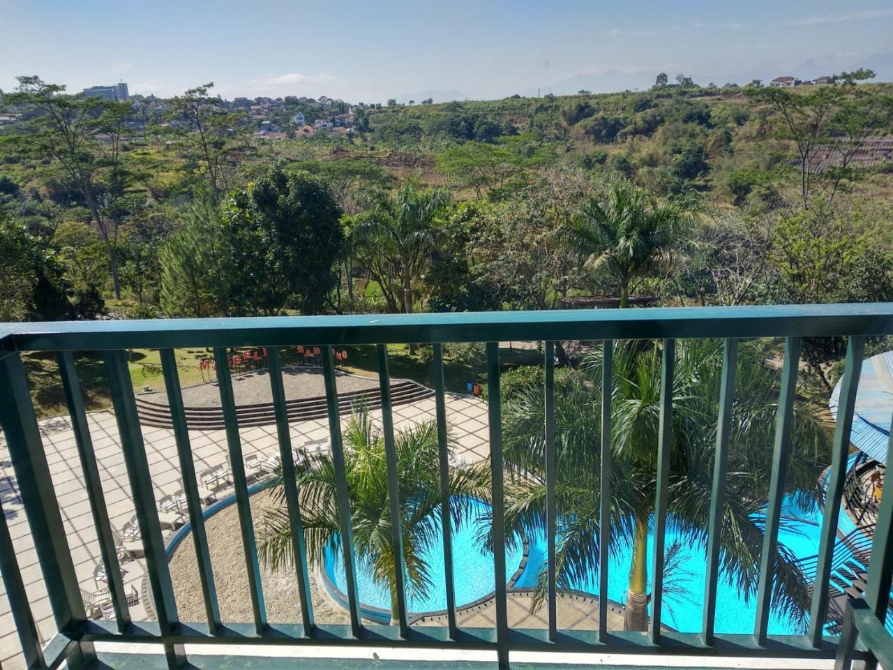 Marbella Suites Bandung Cimenyan 外观 照片